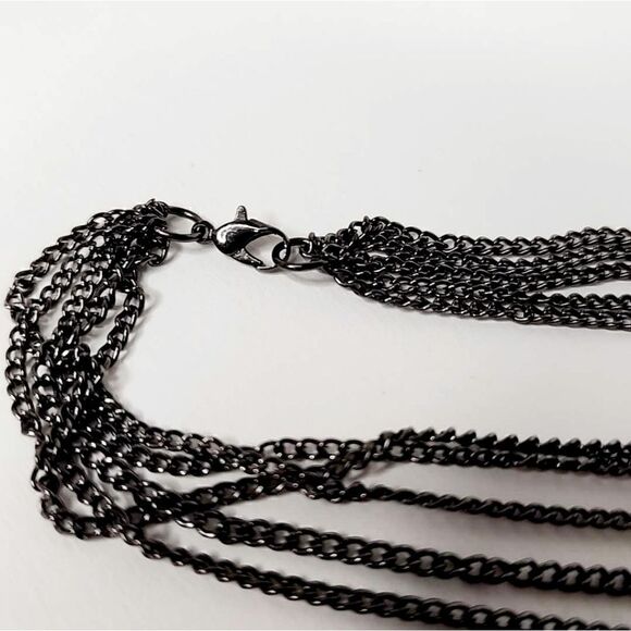 5/$25 Vintage black chain beaded multi layer necklace - Picture 9 of 10